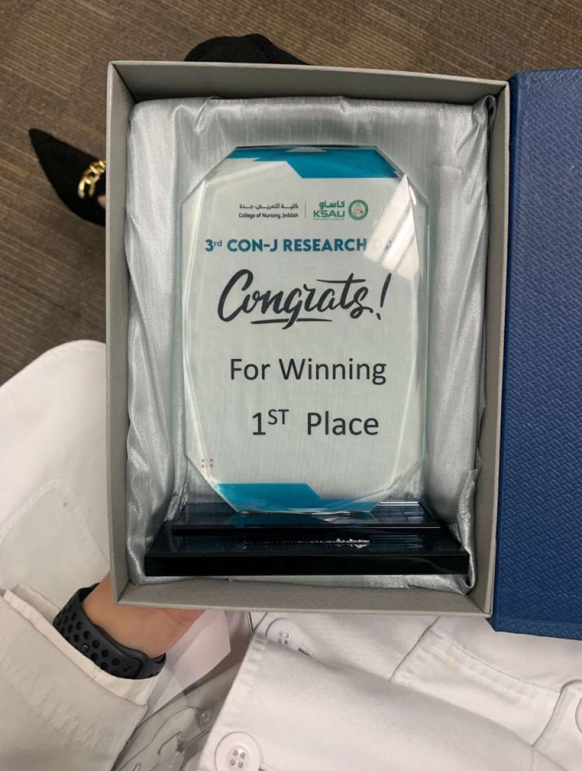 Thrilled to have snagged 1st place🥇🎉for oral presentations at the CON-J Research Day! Still buzzing from presenting &amp; the amazing feedback.
Huge thanks to my team, judges, and everyone who supported me 🤍