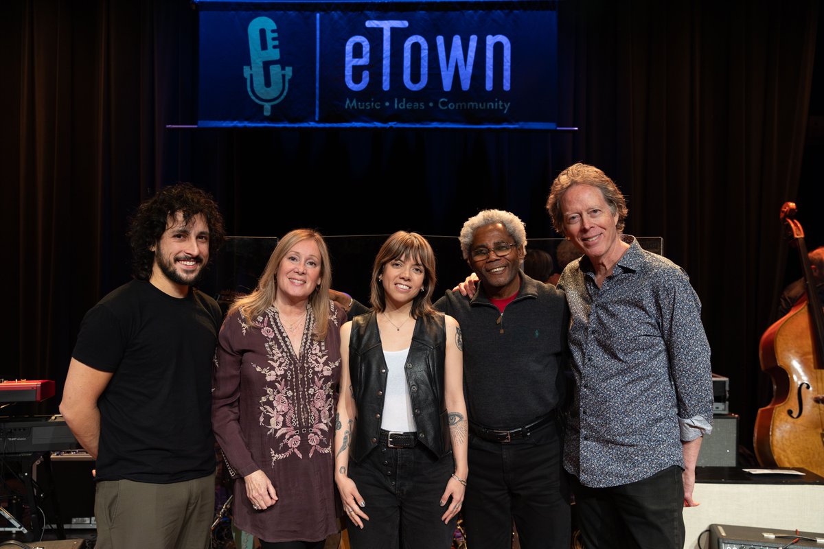 Last Wednesday's Live eTown Radio Show Taping with <a href="/Peter_One_Music/">Peter One</a> 🎶

📷 <a href="/LaurenHartPhoto/">Lauren Hartmann</a>