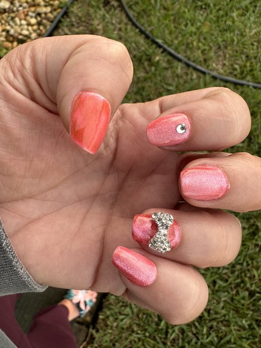 So proud of myself lol plus I&rsquo;m in love with the cat eye design 🐈😹😹 https://t.co/90ytvGulA1