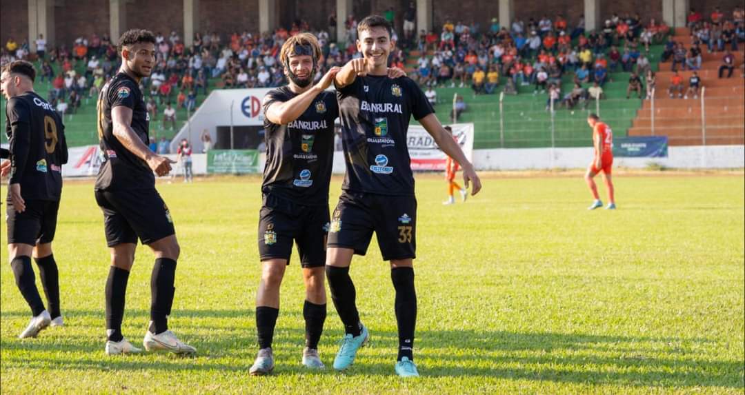 Lared1061's tweet photo. #LNFG | Actualización:
FP| 0-1 Achuapa Vs Guastatoya
0-1 Héctor Prillwitz (58')
#J04 #Clausu https://t.co/pNHeUvM6XI