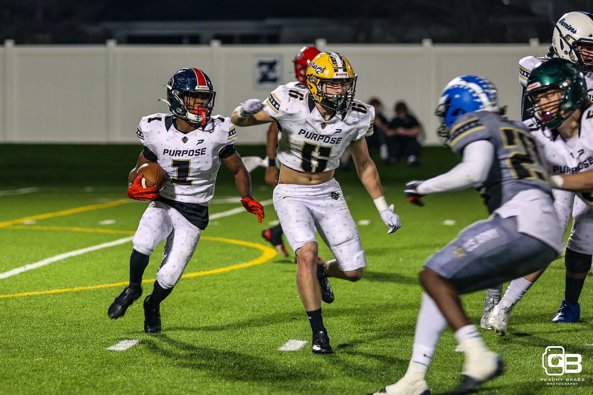 Elevated Mission 2024 Senior Game @elevatedmissiontampa #seniorgame #elevatedmission #gameday #seniorgame #classof2024 #nfl #peachybrassstudios #sportsphotography #gameday #gametime #teampurpose #purpose #teampower #power