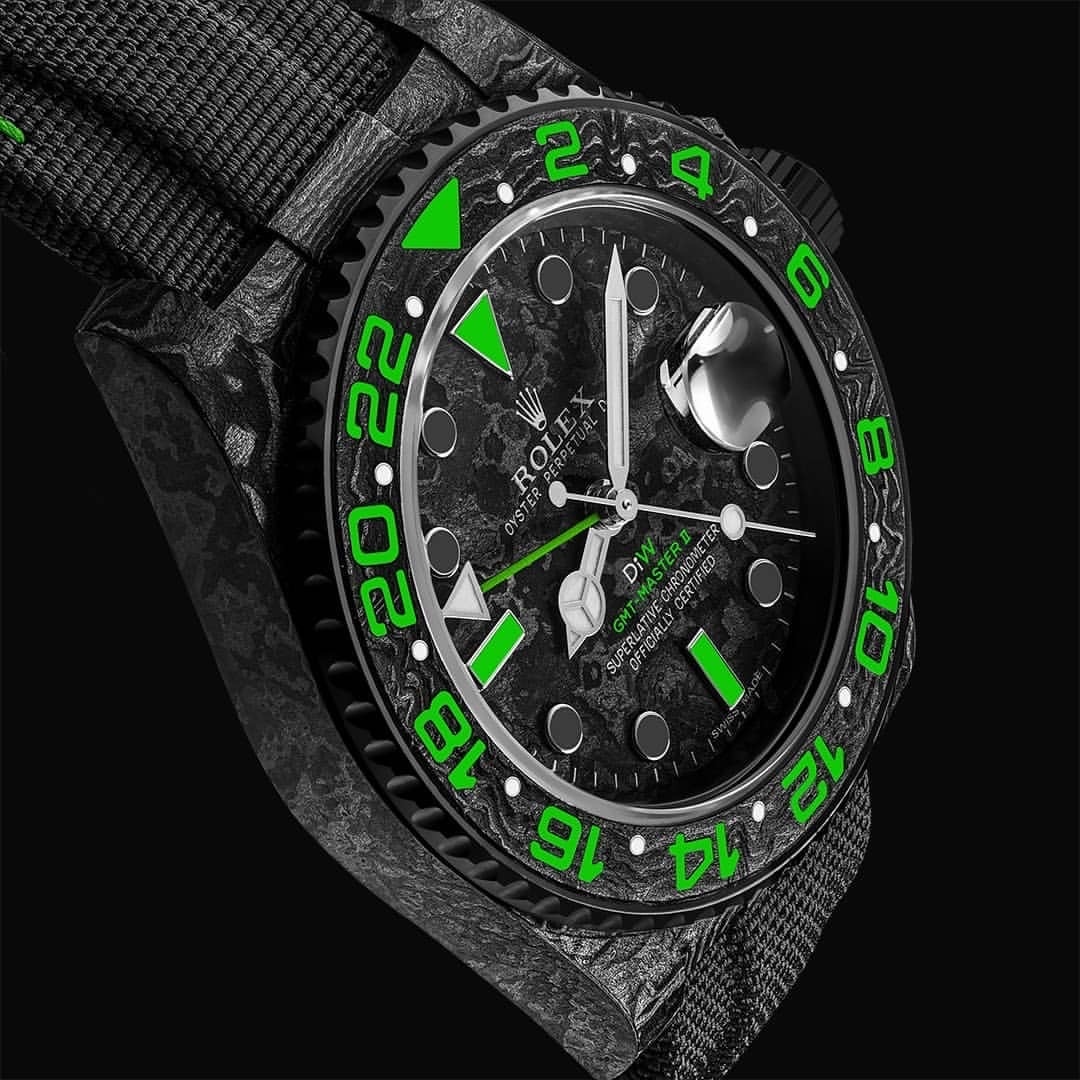 WorldtimerDiW's tweet photo. DiW Carbon Rolex GMT Master II "STINGER": The Epitome of Elegance and Style ✅

Price &amp; Watch Details:https://t.co/MrOiItF8Dd

NTPT 碳纖 勞力士 格林尼治型II

#Rolex #GMTmaster #GMTmasterII #126720 #GreenWatchThursday #Rolex126710blro #greenSub #RootBeer #DiWwatches #TudorGMT #roo https://t.co/fgEcATLiRD