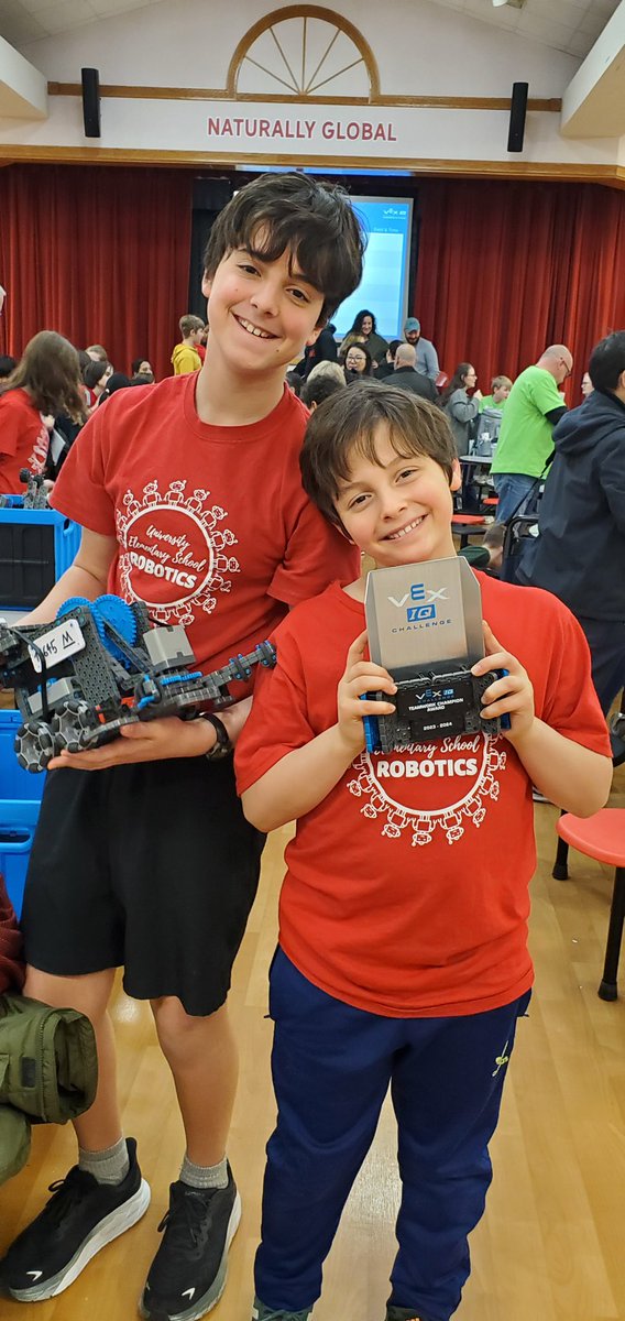 We had a great day hosting our @VEXRobotics tournament yesterday. Proud to share that two of our teams will be going to the state tournament in March! @MCCSC_EDU #ILoveMCCSC #NaturallyGlobal