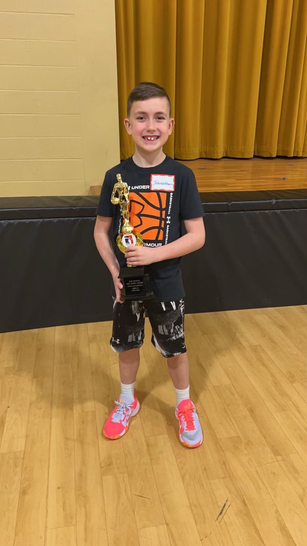 JD Wulff
2024 Arkansas’s State Hoop Shoot Champion
8/9 Year old Boys Division
22/25 from the line!