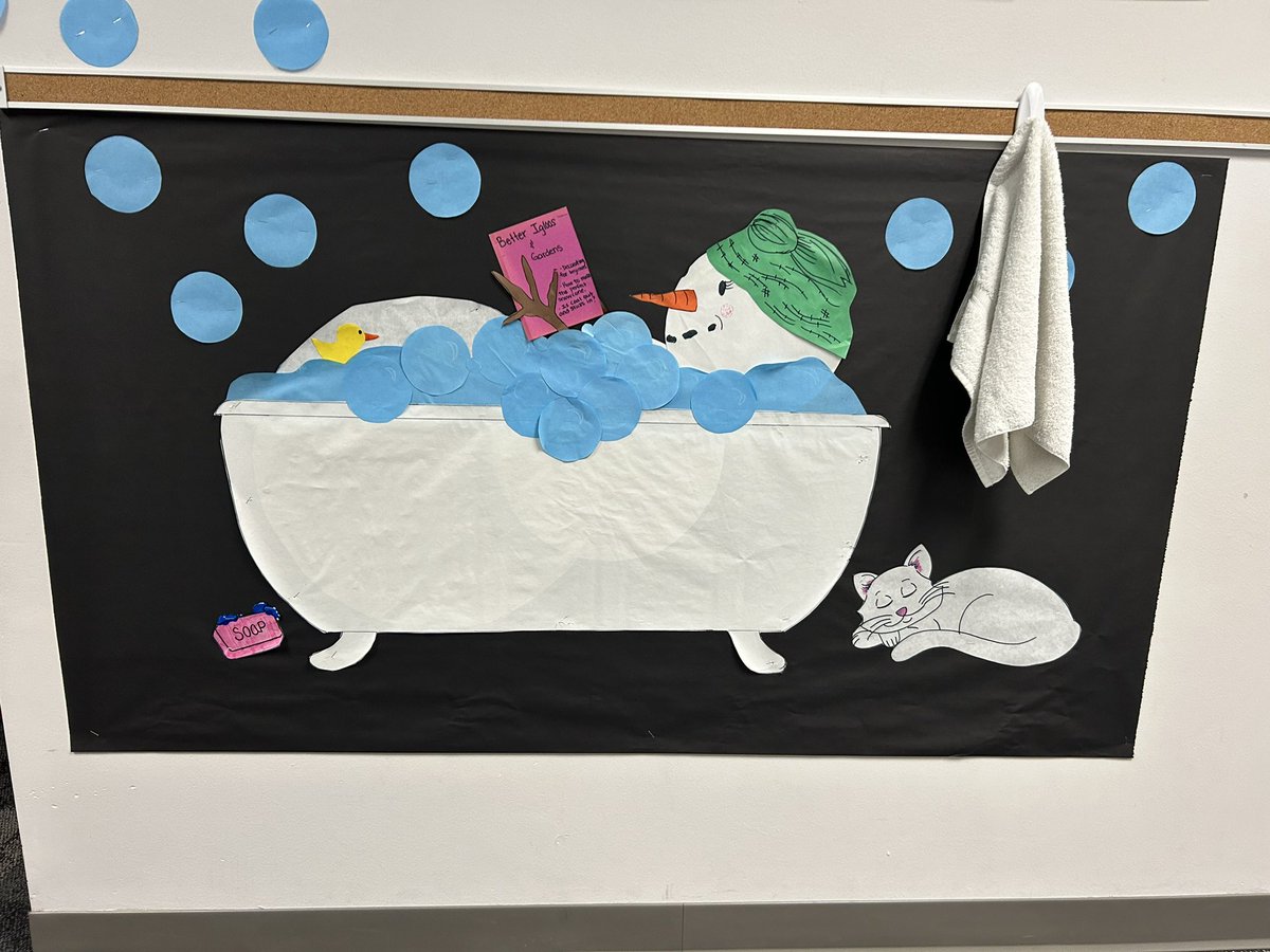 Winter @ The Creek means #SCmustangs are decorating up some fun!