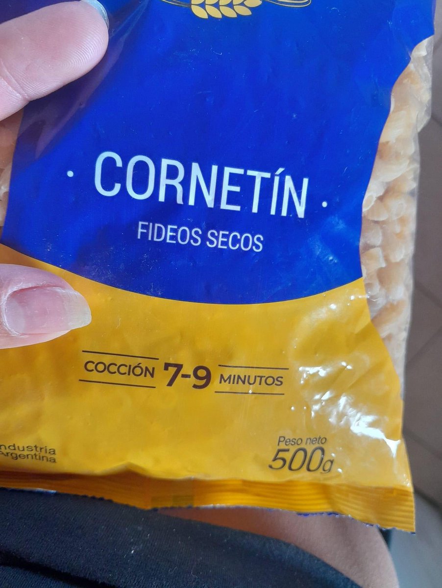 MilyEspindola's tweet photo. Apaaaa tenes una marca de fideos https://t.co/LCHPwCPeUa