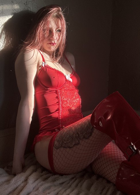 I fuck back during missionary 😜 https://t.co/8uXX36CNAo