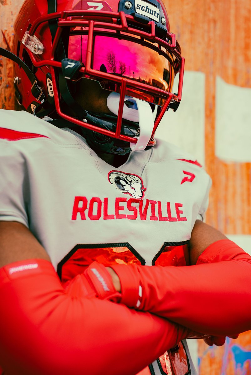 Red threads of grit. 🔴 🧵 

#QuantumEdge #UniformSystem #Rolesville