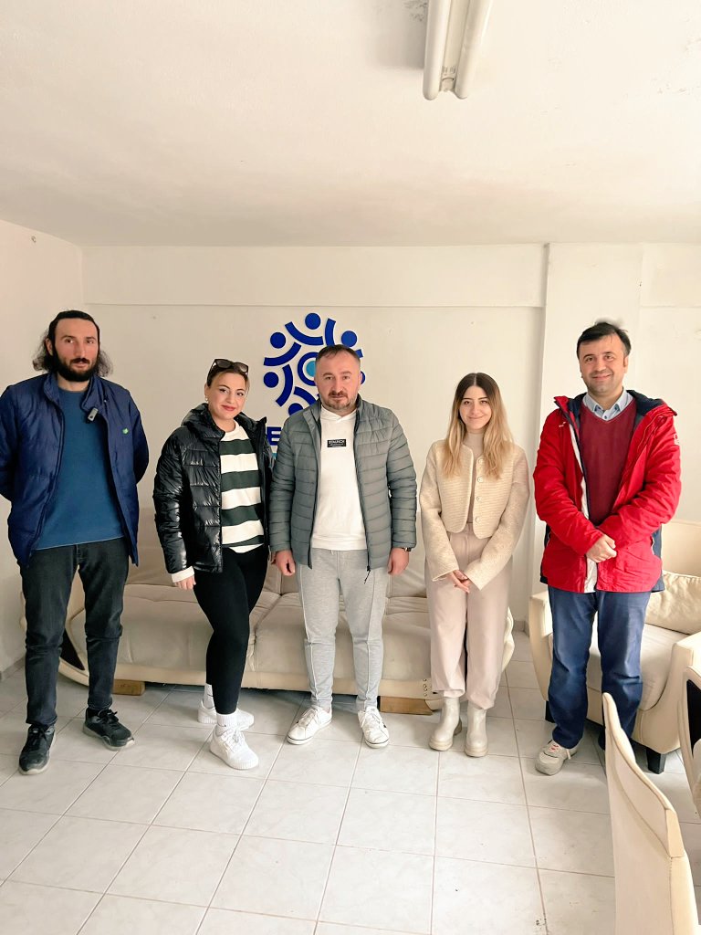 Memleket Partisi Bulancak ilçe başkanımız Sayın Baki Abanuz ve kıymetli eşi Sinem Altındaş Abanuz hanımefendi ORDU İL BAŞKANLIĞIMIZI ziyarete gelmişlerdir nazik ziyaretleri ve çok değerli desteklerinden ötürü kendilerine teşekkürlerimi sunuyorum.Birlikte Başaracağız 🧿