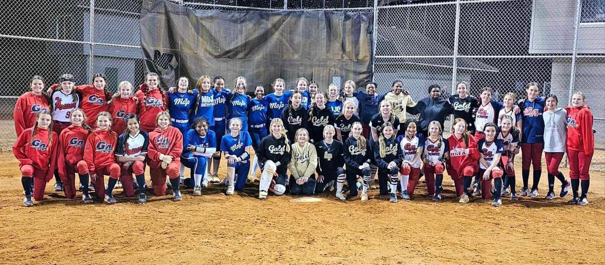 Felt great to get back on the dirt with my team @GaMojo2011! Few more weeks to get better in practice before our first tourney! Excited for our team this year! 🧡💙