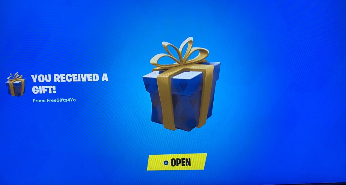 VRtheGamer's tweet photo. So many gifts! 😱
#Fortnite #Twitch #YouTube #Discord #BestTwitchMod #VRtheGamer https://t.co/x77rbZmWee