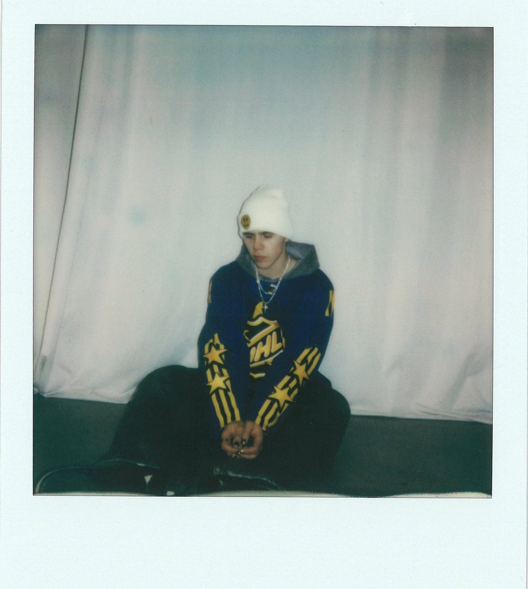 thekidlaroi's tweet photo. 💘 https://t.co/ACAB8uJQBm