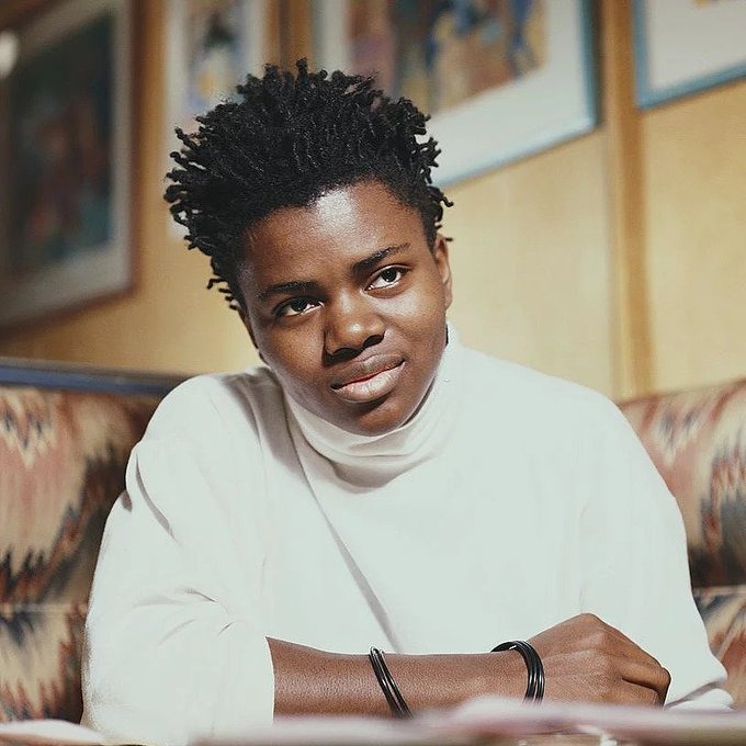 Tracy Chapman is the first Black woman in history to have the sole songwriting credit on a #1 country hit, when Luke Combs’ cover of her 1988 song “Fast Car” hit the top of the chart last year.