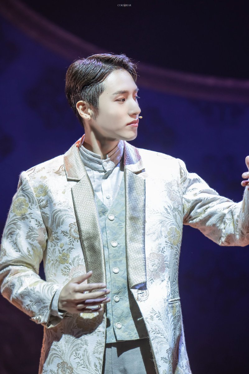 인간 조지 고든 바이런
인간 알프레드 더글라스