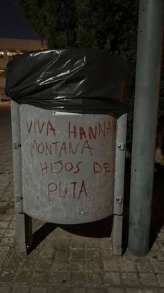 que lindo que miley haya ganado ese premio
#GRAMMYs
