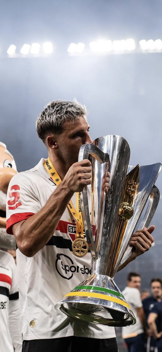editspfc's tweet photo. Wallpaper - Calleri https://t.co/NTLrXelgfc