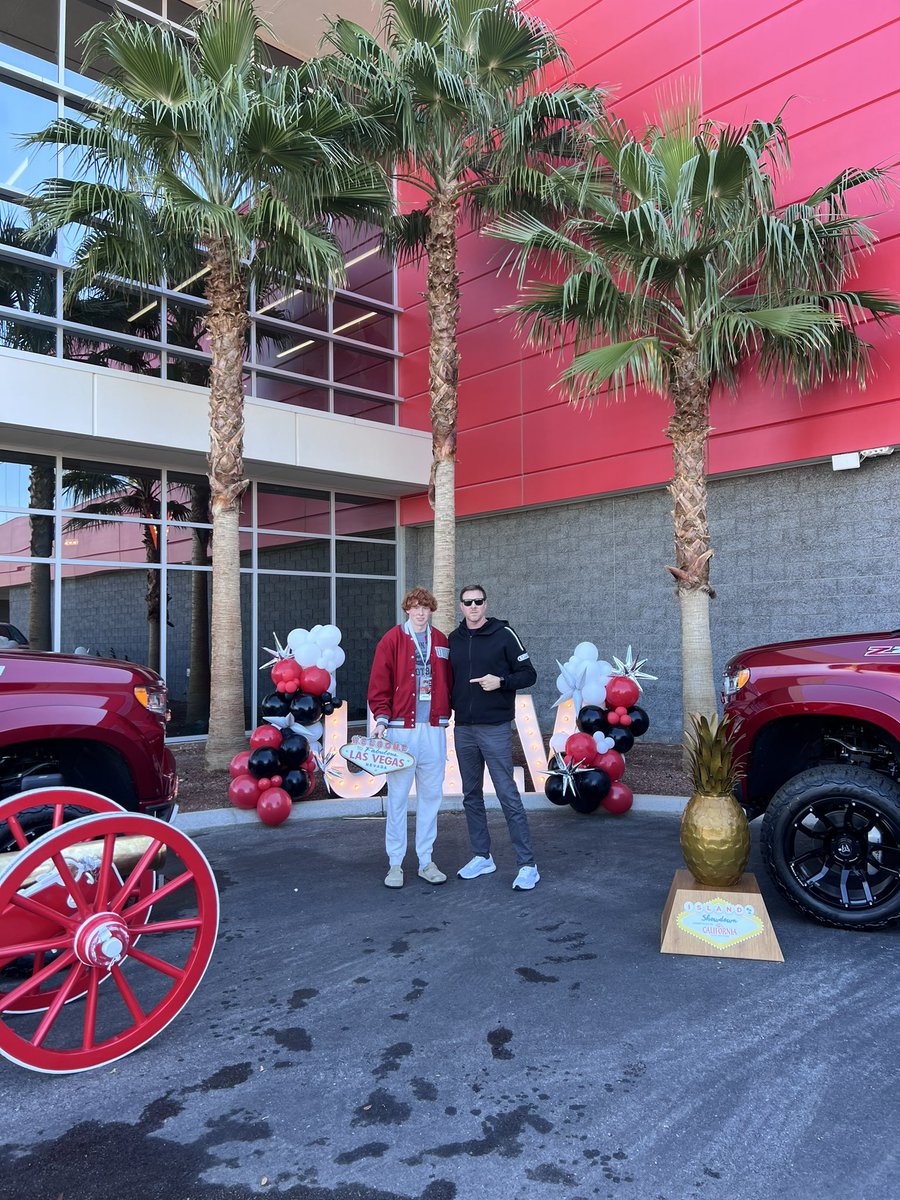 Had a great time at UNLV! Thanks @bradodom for the invite to prospect day. Great things happening in Vegas! @dalex3333 @BrennanMarion4 @unlvfootball @SCLancerNation @JUSTCHILLY @gridironarizona @PrepRedzoneAZ @BlairAngulo @JavierJMorales @CoachGuerrero1