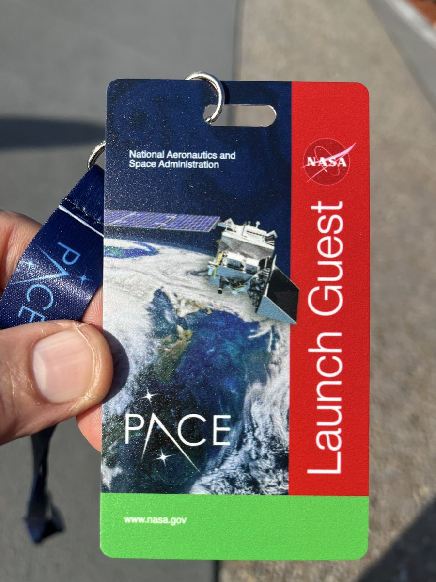 Federica,Laura and I are really excited to be at Cape Canaveral for the PACE launch! Thanks <a href="/NASAEarth/">NASA Earth</a> for inviting us!