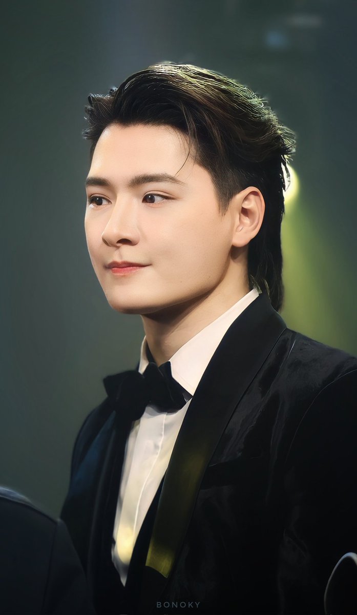 bonoky's tweet photo. สวัสดีวันจันทร์กับคุณชายพี แห่งยูยู่แลนด์ ดินแดนแห่งความรัก
@kristtps
#THESHOWSuntarapornSongsOfMemory
#KristPerawat
#ยูยู่ของคุณพี https://t.co/naTg3Uargv
