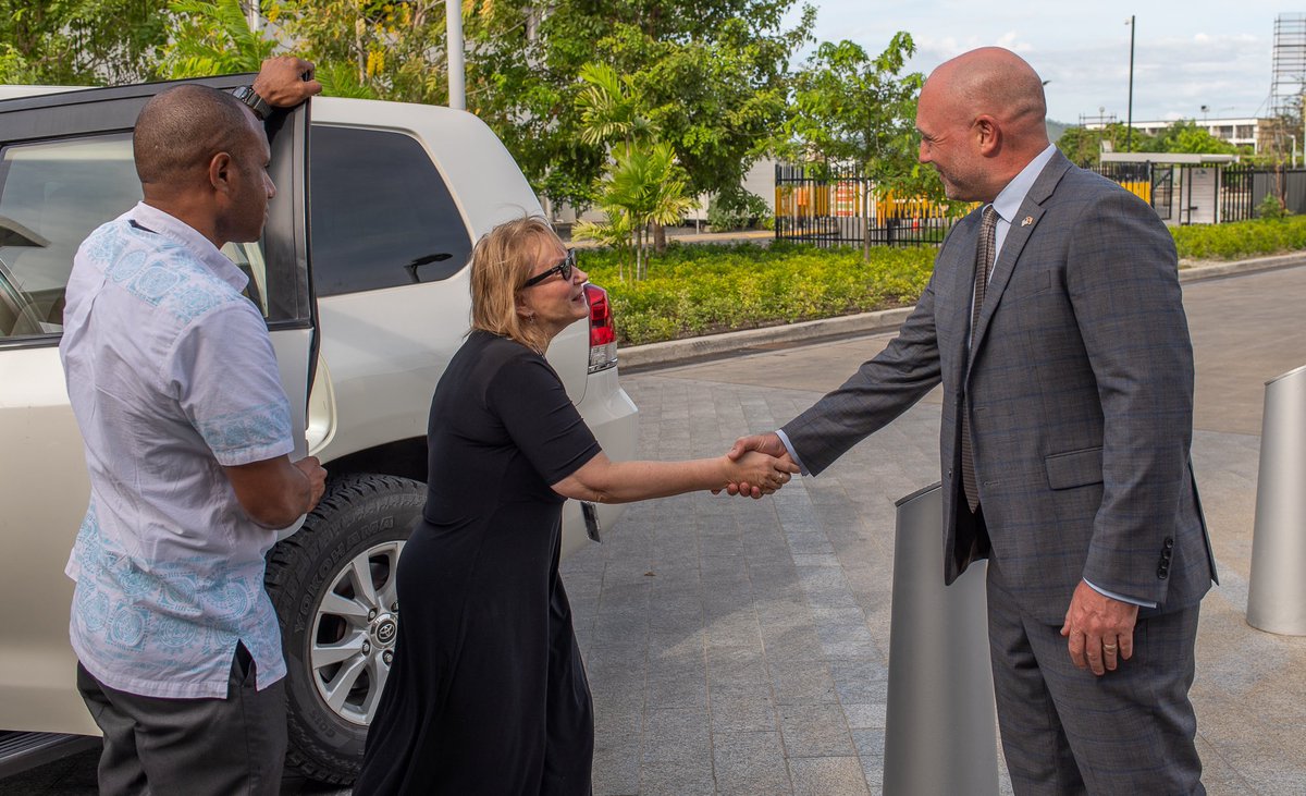 Day 1! Ambassador Yastishock greeted by DCM Bunt at the entrance to Embassy Port Moresby, ready to get started.