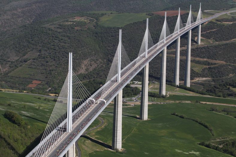 johnpaulanaebo's tweet photo. 1. Helix Bridge, Marina Bay, Singapore
2. Millau Viaduct, Creissels, France
3. Seri Wawasan Bridge (Putrajaya, Malaysia)
4. Nescio Bridge (Amsterdam, Netherlands) https://t.co/Ftuo26UxYG