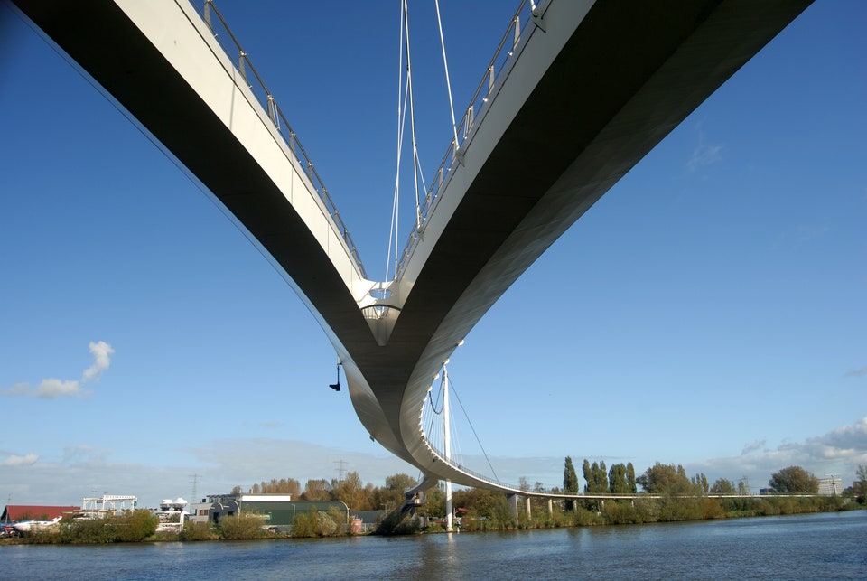 johnpaulanaebo's tweet photo. 1. Helix Bridge, Marina Bay, Singapore
2. Millau Viaduct, Creissels, France
3. Seri Wawasan Bridge (Putrajaya, Malaysia)
4. Nescio Bridge (Amsterdam, Netherlands) https://t.co/Ftuo26UxYG