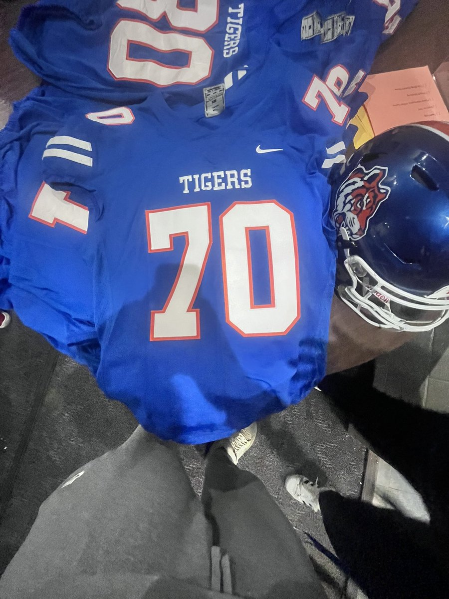 giowilson_'s tweet photo. @CoachTrist @aekelton Thank you for 
Inviting me to my Official visit on Saturday and an opportunity to continue my athletic and academic career for the next 4 years! 
I’m great full to be a tiger https://t.co/iURvMfbyOW