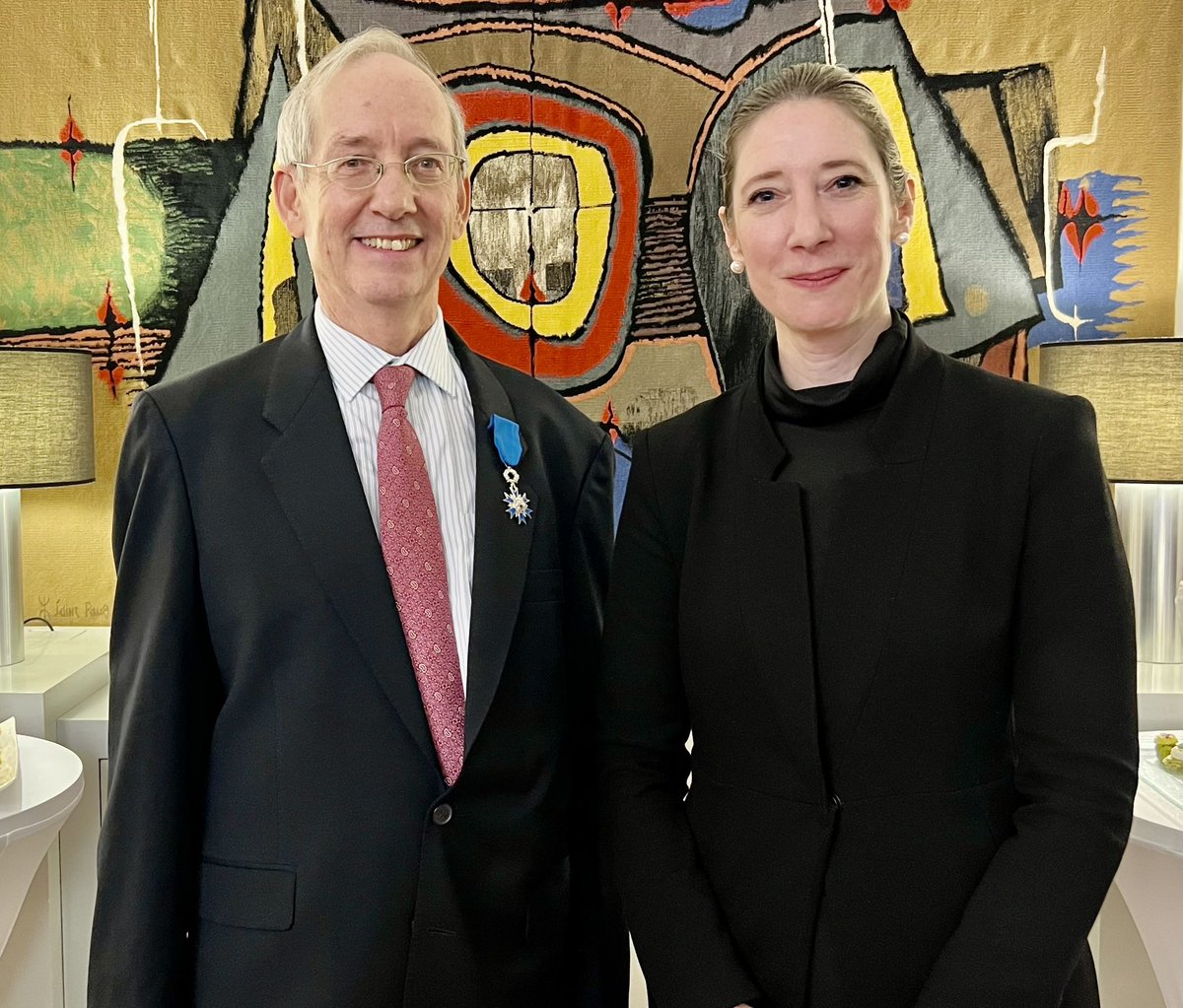 Honoured to bestow the insignia of Chevalier of « Ordre National du Mérite » to <a href="/JCabestan/">Jean-Pierre Cabestan</a>, emeritus professor and brilliant Sinologist whose expertise has highly contributed to French research and sinology, and inspired generations of students. Congratulations professor! 👏