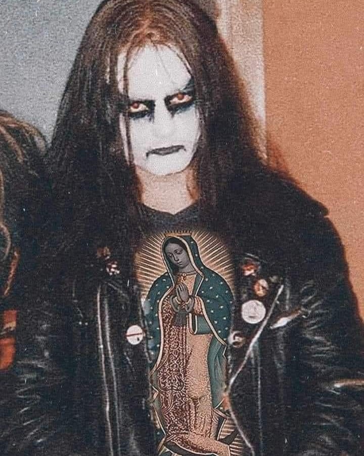 SoldoutM's tweet photo. Gracias a dios existe el blackmetal. 🥰🥰🥰 https://t.co/c6XjErEyVz