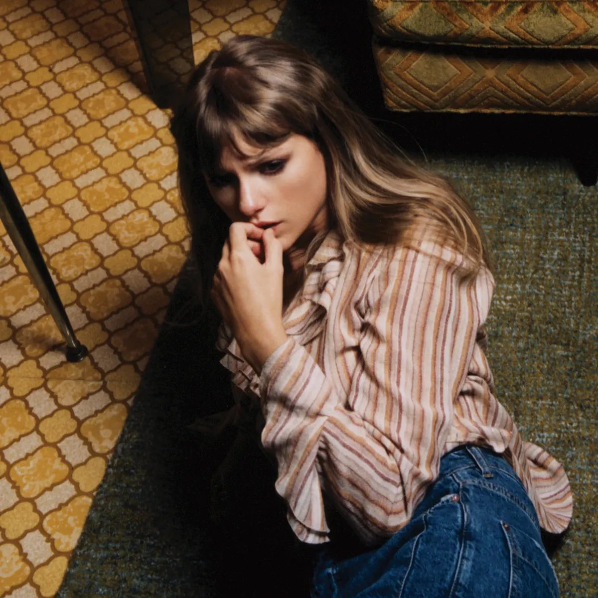 PopCrave's tweet photo. Taylor Swift announces new album ‘The Tortured Poets Department’ out April 19th. https://t.co/gKXoLC7nEo