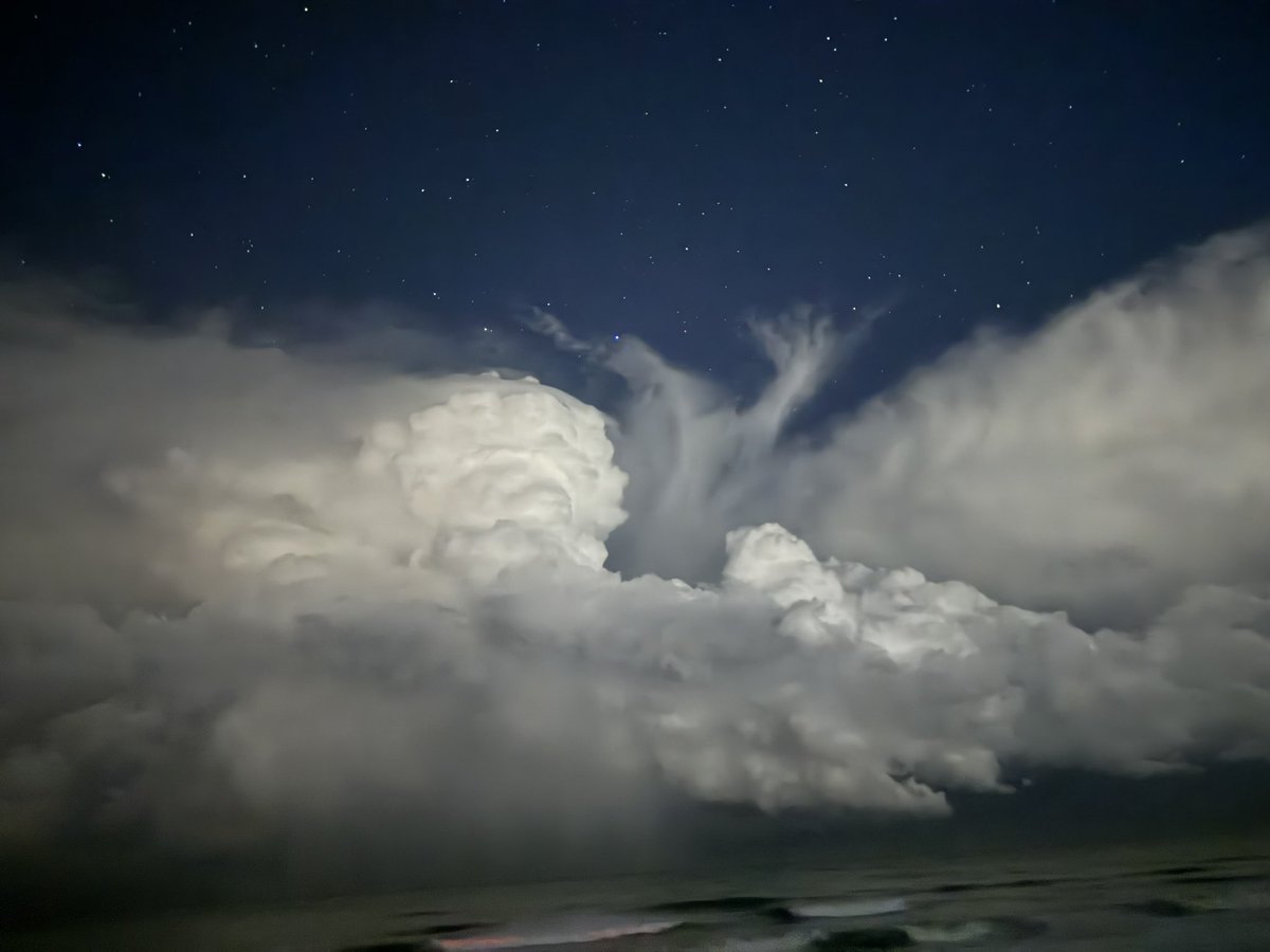 Current beach view in Satellite Beach, FL. Not too shabby! #FLwx @StormHour @spann