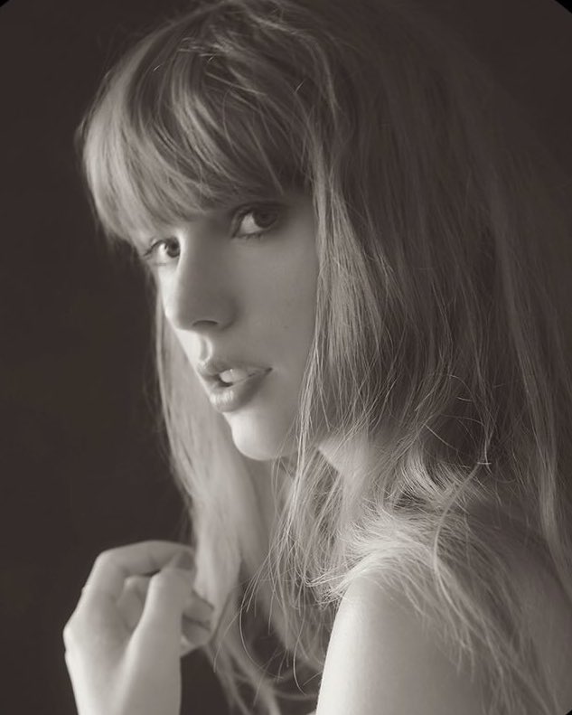 besttofswift's tweet photo. SHE IS EVERYTHING https://t.co/hl3OwTsujI