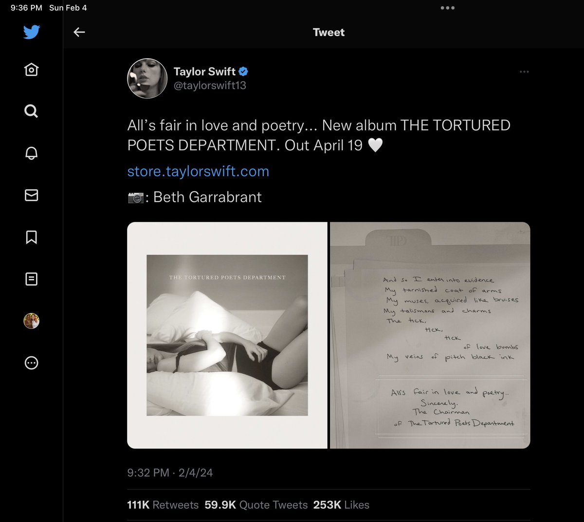 PhoebeFeed's tweet photo. @taylorswift13 Love that it took less than 5 minutes for this tweet to hit 250k likes. https://t.co/y6S2n1ZOHF