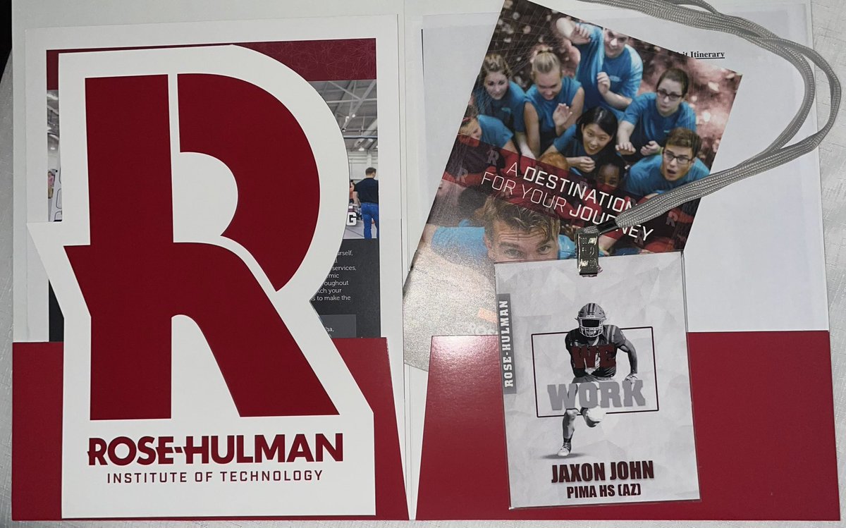 2nd awesome visit was <a href="/RoseHulmanFB/">Rose-Hulman Football</a> AND I didn’t listen to my mom so now I only have this picture 🤣 this place was top notch no doubt. Thanks to Coach <a href="/CoachYoung_7/">Andrew Young</a> for accommodating our tight schedule and setting me up with the coolest host. Lots to think about!