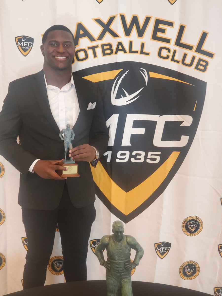 Passaic Tech High School Football (@pctibulldogfb) on Twitter photo #proud of <a href="/DyeTrashon/">Trashon Dye</a> for receiving the #minimaxwell award today. #great event. TY #MFC . Very well deserved. <a href="/pctisuperfan/">Jennifer Limekiller</a> <a href="/PCTI_Athletics/">PCTI Athletics</a> <a href="/CoachSparber/">Zach Sparber</a> #proud of <a href="/DyeTrashon/">Trashon Dye</a> for receiving the #minimaxwell award today. #great event. TY #MFC . Very well deserved. <a href="/pctisuperfan/">Jennifer Limekiller</a> <a href="/PCTI_Athletics/">PCTI Athletics</a> <a href="/CoachSparber/">Zach Sparber</a>