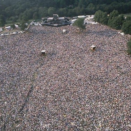 InformaCosmos's tweet photo. El último show en vivo de Queen con Freddie Mercury en Knebworth en 1986. 📸 https://t.co/d0Ry4eWLcQ