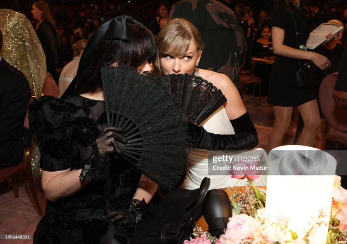 Watch Astro Poets's leaked NSFW photo on TwXstars