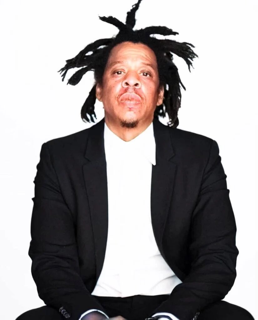 PopCrave's tweet image. Jay-Z calls out the #GRAMMYs for never awarding Beyoncé Album of the Year:

“She has more Grammys than anyone and never won Album of the Year… that doesn’t work.”