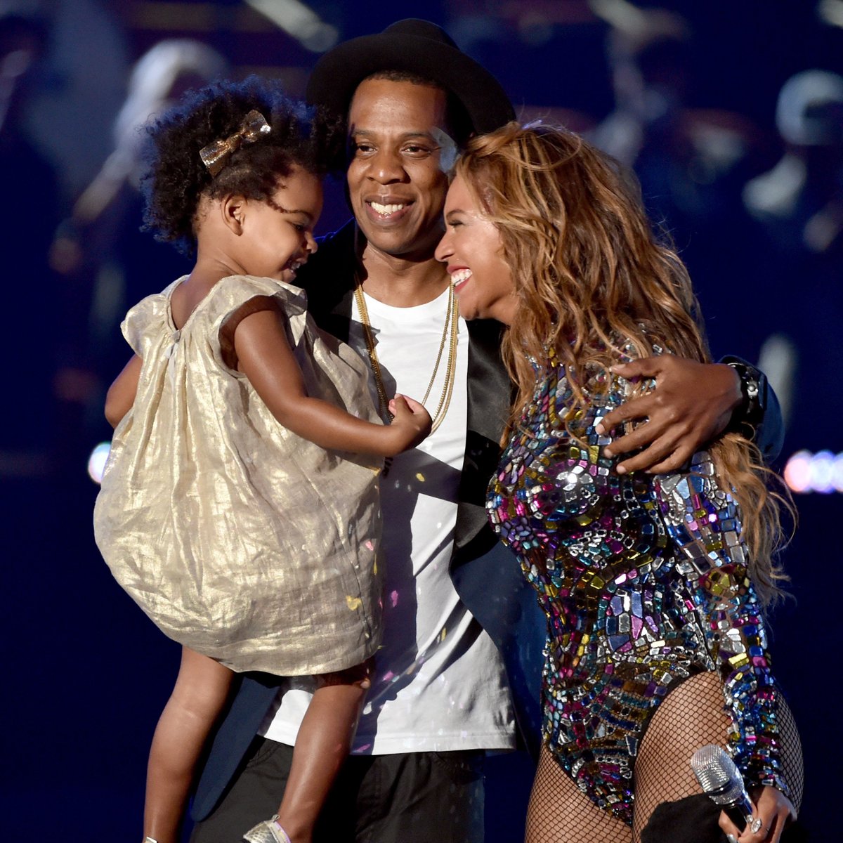 MTV's tweet photo. 10 years later and a cameo from Blue Ivy absolutely never gets old 💜 

2014 #VMAs → 2024 #GRAMMYs https://t.co/jHHcwu8PAs