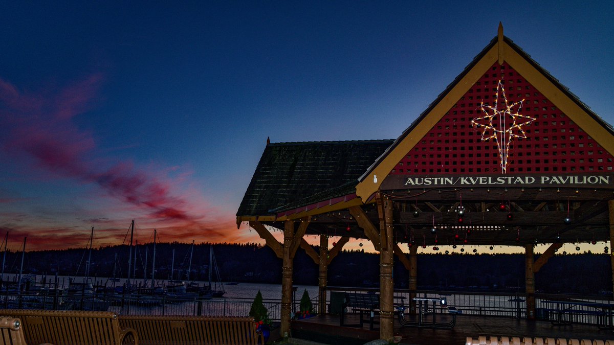 chingsemb's tweet image. Been a while since I posted, Poulsbo Waterfront Sunset tonight