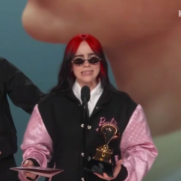 tracklist's tweet photo. MERECIDO! Billie Eilish com o seu segundo prêmio de "Song of the Year" no #GRAMMYs https://t.co/KQeDYc20n1