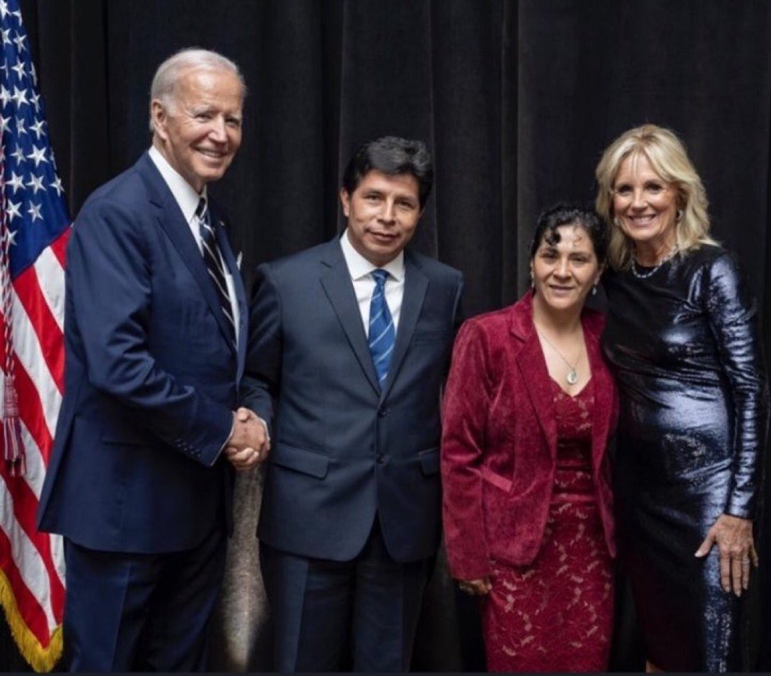 helivillena2's tweet image. La #prensaTV nacional demostró que es una mierd💩.

A excepción de 1 o 2,la prensa de la DBA no informó de internamiento en hospital del ex Presidente Pedro Castillo por #PreInfarto.

Si fuera el narco #terrorista A.Kenya Fujimori ponían en primer plano.