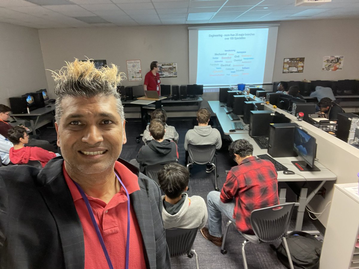 rnglobalgroup's tweet photo. It was a pleasure to have HCC’s Recruiter and Director of Engineering  visit our engineering and architecture classes last week and present their programs that are affiliated with other 4 year universities. The students have  great local opportunities to explore upon graduation! https://t.co/Ehrss5RfA7