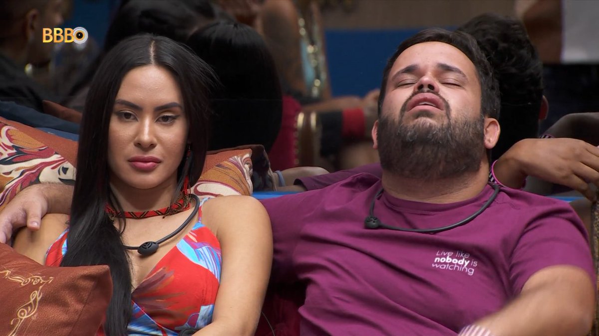 centralreality's tweet photo. Michel está chorando pois esqueceu que tinha a Wanessa pra votar, e acabou indicando a Isabelle #BBB24 https://t.co/09Tc6s2TXT