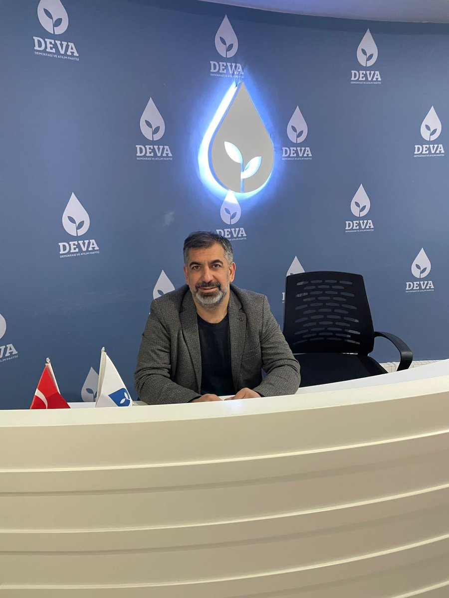 devaankarada's tweet photo. Bugün İl Binamızda nöbetçilerimiz İl Başkan Yardımcılarımız Ahmet Gündoğdu ve Ali Osman Çil,
siz kıymetli hemşehrilerimizi misafir etmek ve sizlerle hasbihâl etmek için il binamızdalar.
🌱💧🌱💧🌱💧🌱
#DevayaDavet
#AnkaraİçinHazırızBizDEVAYIZ

@devapartisi
@alibabacan
@nutkuakin https://t.co/xPiAklEIIx