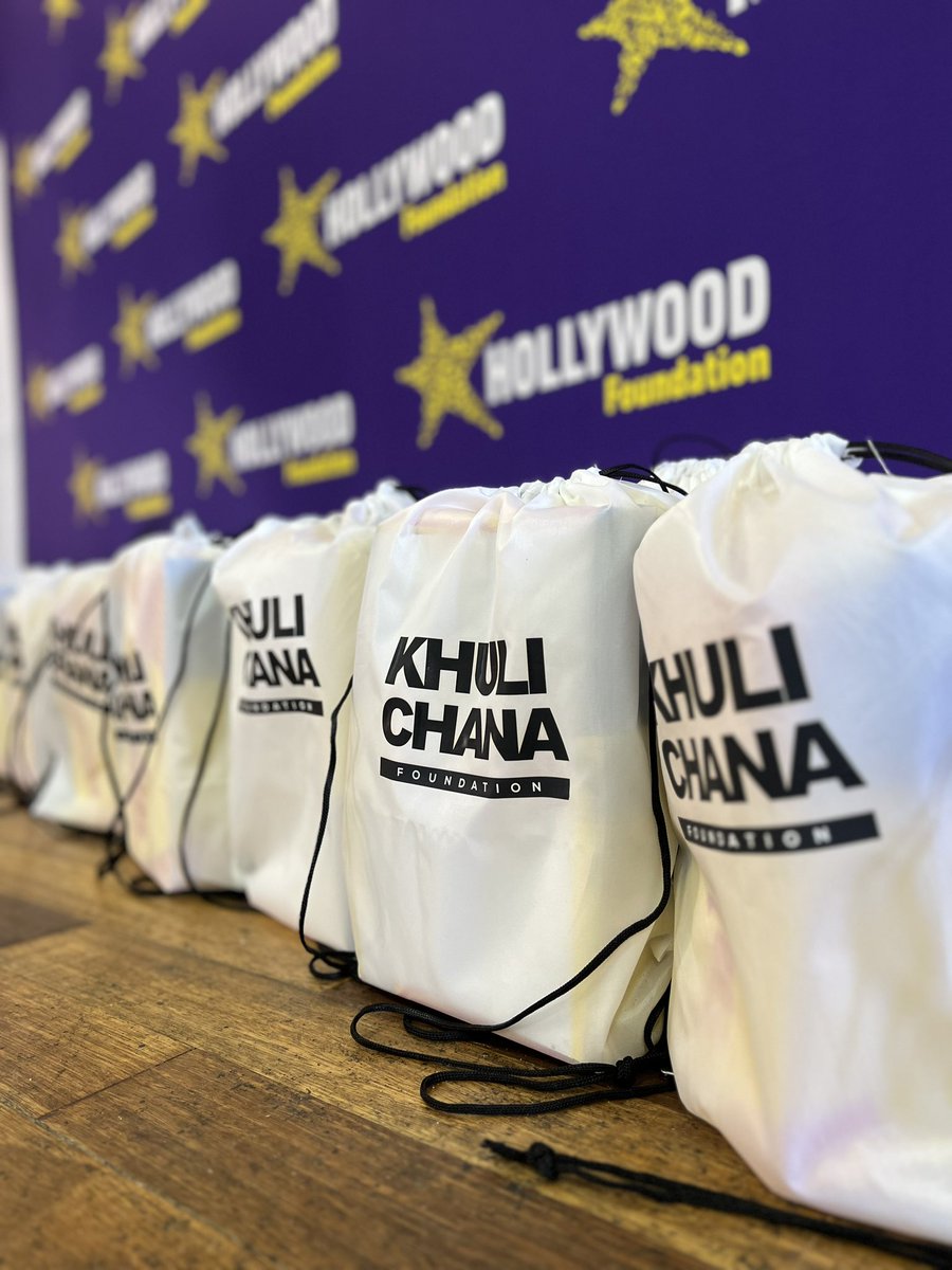 FoundationChana's tweet photo. 100/400 

300 more shoes to be donated by the @KhuliChana Foundation &amp; the Hollywood Foundation

#HWF
#HWFBackToSchool2024
#BackToSchool2024 https://t.co/PejpmC5n9c