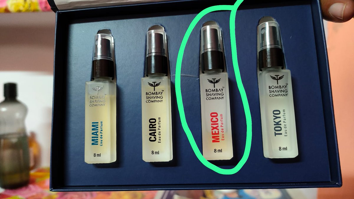 shuklakarsh's tweet photo. I would not advise anyone to purchase anything from @BombayShavingCo as I have regretted it myself. Even today, 8 days after complaining about the quantity of the order being less, it has not been replaced. The company is just playing Mail-Mail. Please avoid such companies https://t.co/gAiR8w77C6