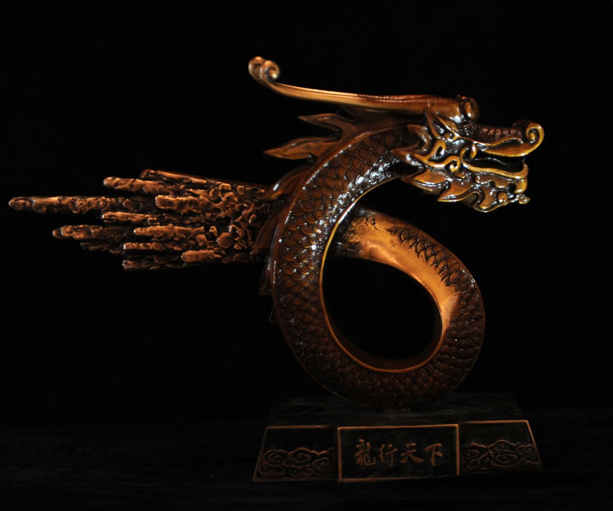 iShandong's tweet photo. Roar into the #YearOfTheDragon 🐉 with a fantastic exhibition in Weifang, #Shandong! Local craftsmen brought #dragon fantasies to life with gourd pyrography, wood carving, dough sculpture, and more. It's a dragon extravaganza! 🤩 #ShandongDragonCanvas @exposinchina [📷/VCG] https://t.co/BEHVzPgqaM