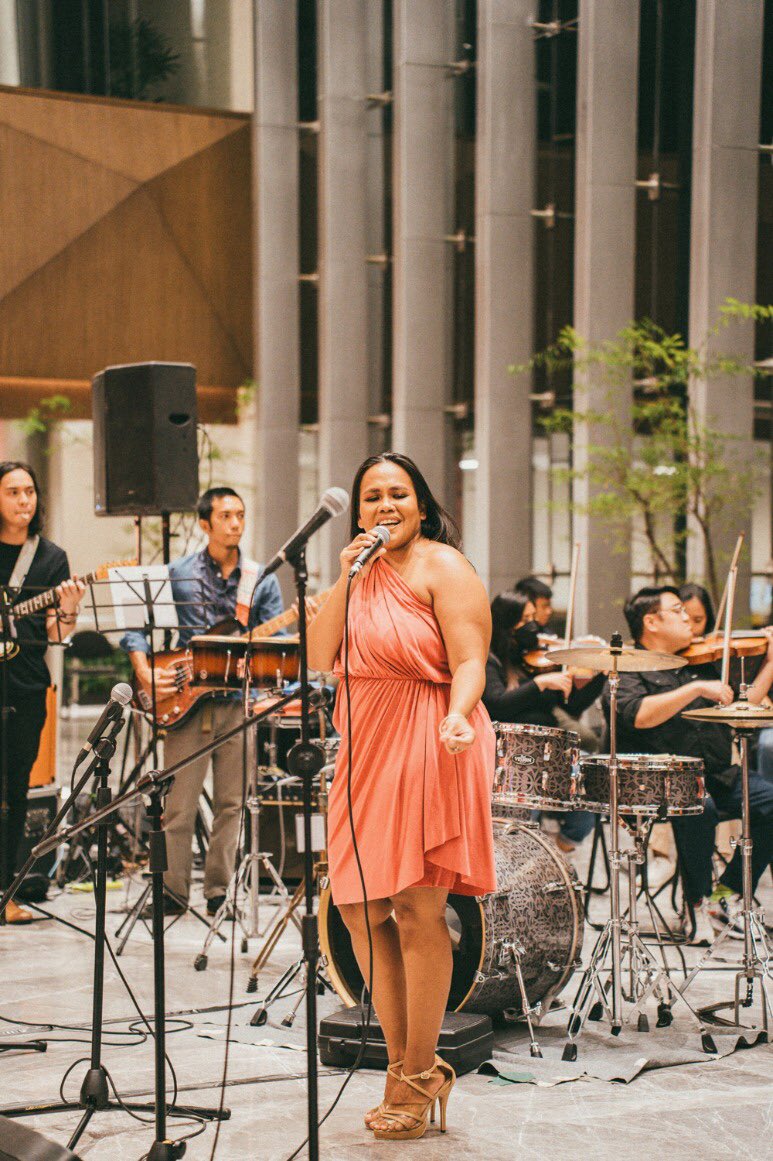 CPATofficial's tweet photo. Shine on, Bituin! π«β¨
The Stellar Diva, Bituin Escalante (@gobituin) has graced amazing performances at Samsung Performing Arts Theater, from the Welcome Home Grand Launch to Rockestra: New Blood and Come Home To Christmas!
#BituinEscalante #JZAHallConcertSeries #LiveIsBetter https://t.co/gQpf39FXOT