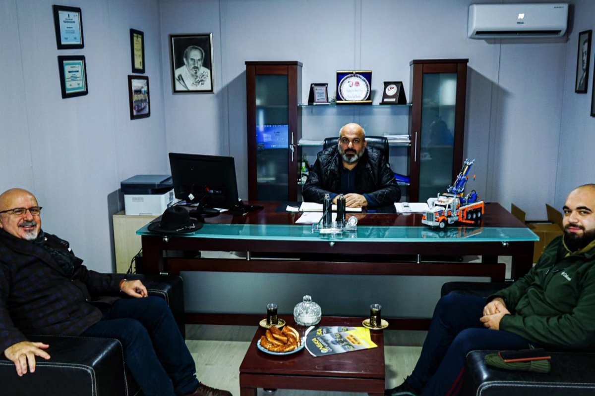 Firmamıza ziyarette bulunan Kocaeli Üniversitesi Dr. Öğr. Üyesi Necmi ÖZDEMİR hocamıza yapmış oldukları nazik ziyaretleri için çok teşekkür ediyoruz. Yapmış olduğumuz işlere hocamızın şapka çıkarması bizleri ayrıca çok memnun etti. <a href="/necmiozdemir_41/">Necmi Cemal Özdemir</a>